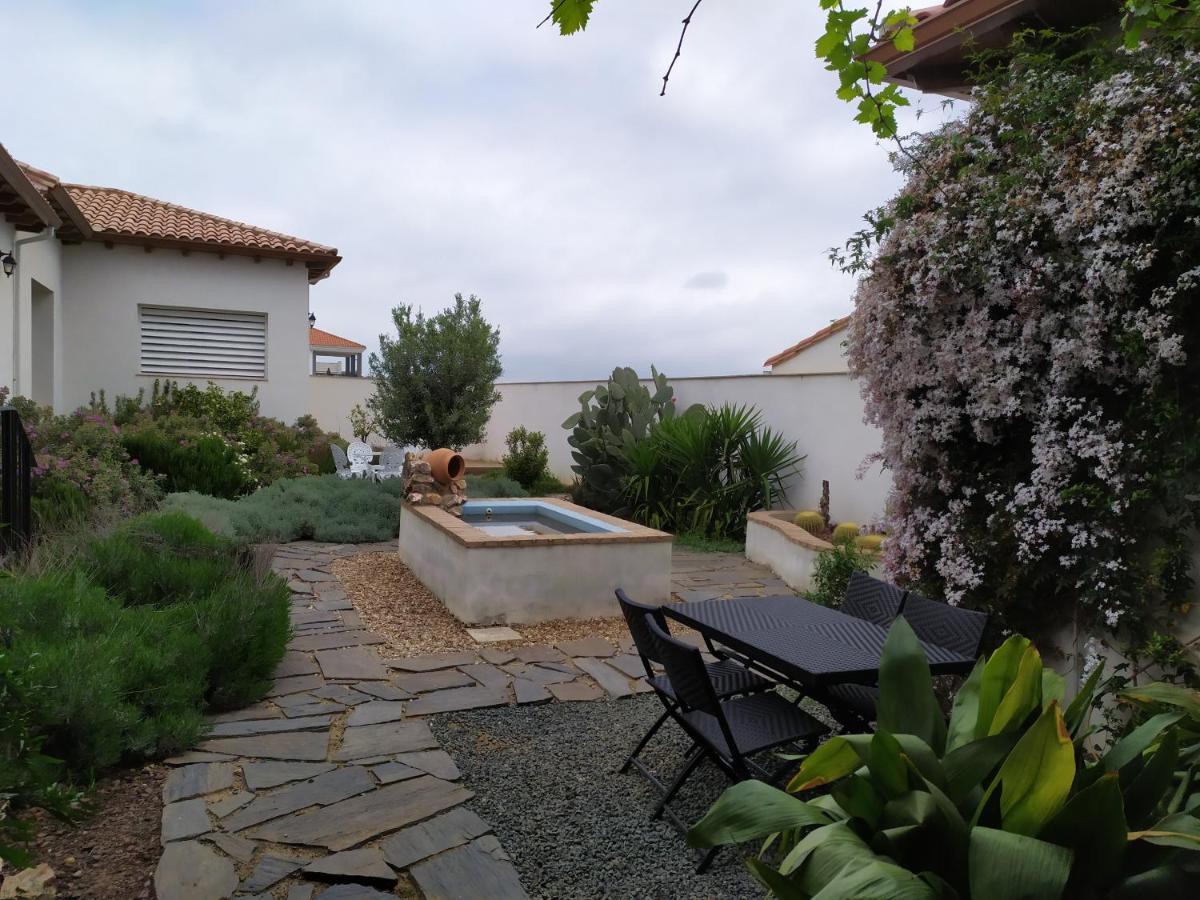 Casa Rural El Nidal Casas de Don Pedro Exterior foto